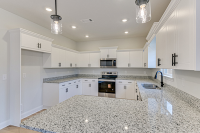 121 Burlwood Rd, Greenwood, South Carolina - Tallulah