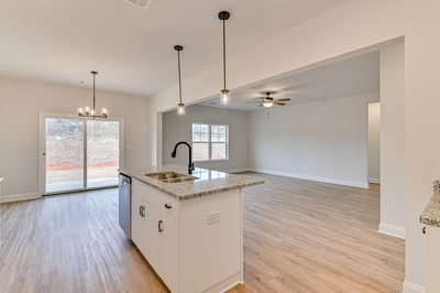 131 Burlwood Rd, Greenwood, South Carolina - Williamsburg II
