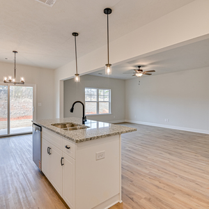 131 Burlwood Rd, Greenwood, South Carolina - Williamsburg II